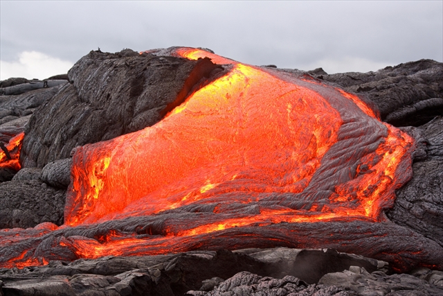 噴火被害が拡大！ハワイ火山を4K撮影した動画がすごい！　